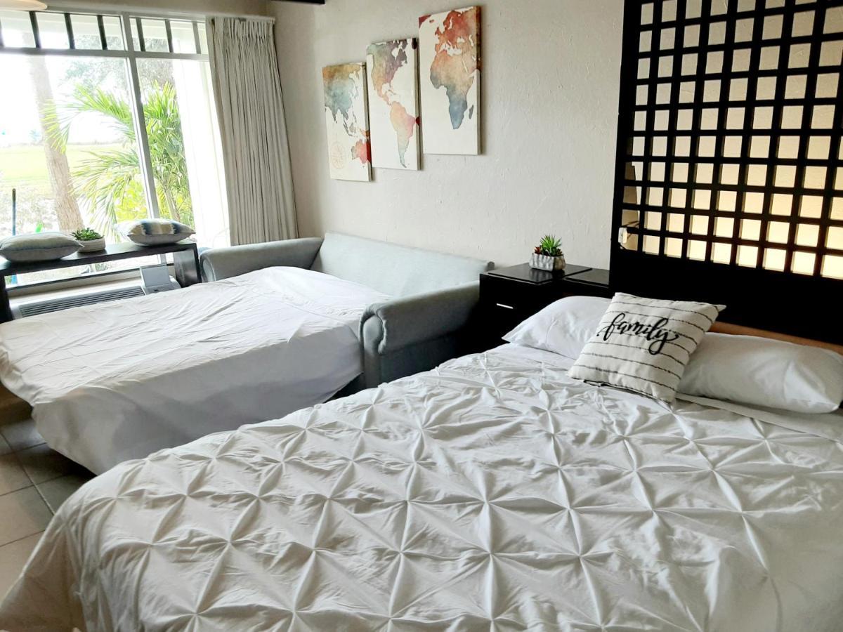 Charming One Bedroom Resort-Style Studio With Pool And Beach Access Ръскин Екстериор снимка